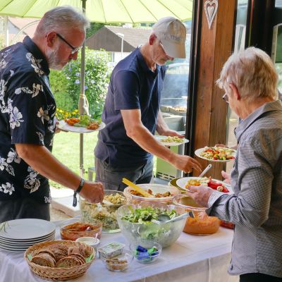 028 ein köstliches Salatbufett